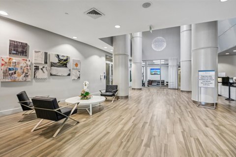 Copropriété à vendre à Miami, Floride: 2 chambres, 97.36 m2 № 2015058 - photo 26