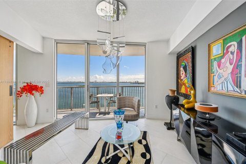Copropriété à vendre à Miami, Floride: 2 chambres, 97.36 m2 № 2015058 - photo 23