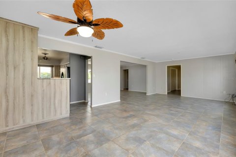 House in Port Charlotte, Florida 2 bedrooms, 140.28 sq.m. № 1802871 - photo 17