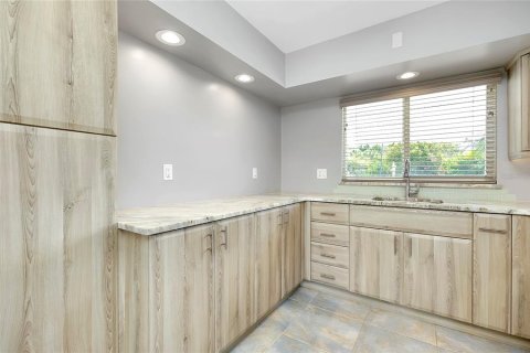 House in Port Charlotte, Florida 2 bedrooms, 140.28 sq.m. № 1802871 - photo 23