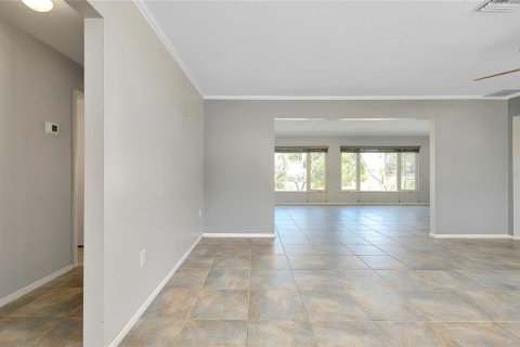 House in Port Charlotte, Florida 2 bedrooms, 140.28 sq.m. № 1802871 - photo 8
