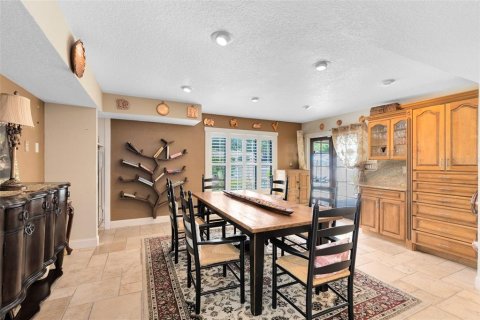 House in Orlando, Florida 4 bedrooms, 289.02 sq.m. № 1755465 - photo 13