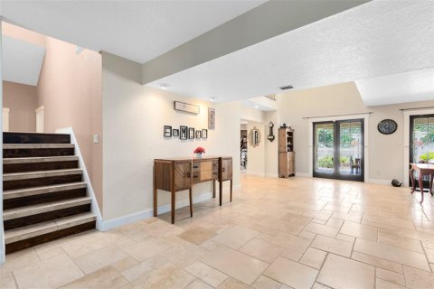 House in Orlando, Florida 4 bedrooms, 289.02 sq.m. № 1755465 - photo 6