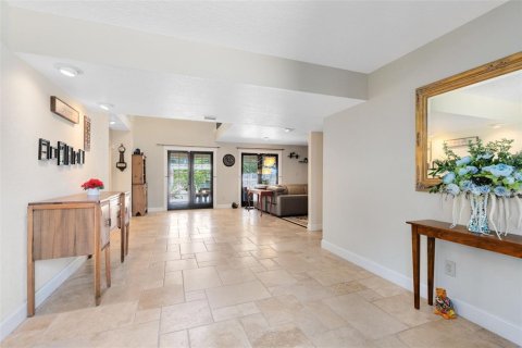 House in Orlando, Florida 4 bedrooms, 289.02 sq.m. № 1755465 - photo 7