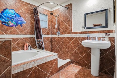 Villa ou maison à vendre à Orlando, Floride: 4 chambres, 104.79 m2 № 2411538 - photo 27
