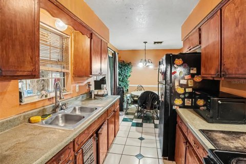 Villa ou maison à vendre à Orlando, Floride: 4 chambres, 104.79 m2 № 2411538 - photo 11