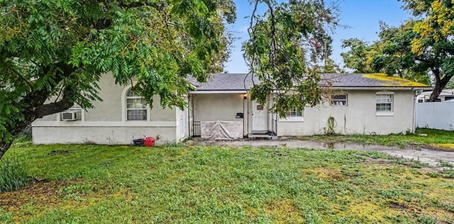 Villa ou maison à Orlando, Floride 4 chambres, 104.79 m2 № 2411538