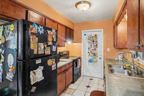 Villa ou maison à vendre à Orlando, Floride: 4 chambres, 104.79 m2 № 2411538 - photo 10