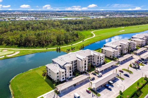 Copropriété à louer à Lakewood Ranch, Floride: 3 chambres, 139.35 m2 № 1522521 - photo 2