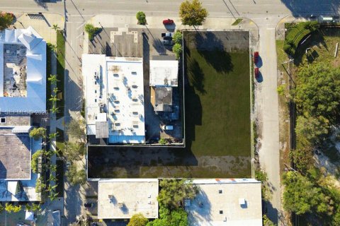 Immobilier commercial à vendre à Miami, Floride № 2153118 - photo 2