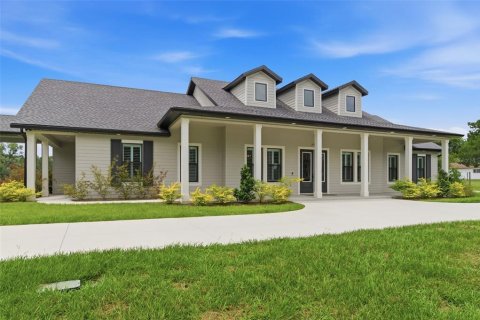 Casa en venta en Dade City, Florida, 5 dormitorios, 312.06 m2 № 2110725 - foto 3
