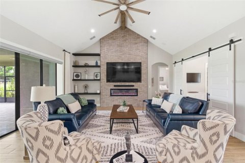Casa en venta en Dade City, Florida, 5 dormitorios, 312.06 m2 № 2110725 - foto 17