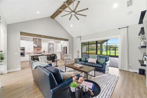 Casa en venta en Dade City, Florida, 5 dormitorios, 312.06 m2 № 2110725 - foto 19