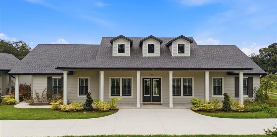 Casa en Dade City, Florida 5 dormitorios, 312.06 m2 № 2110725
