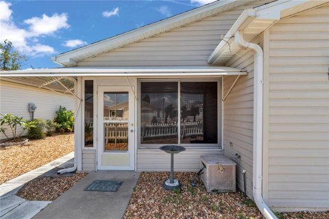 House in The Villages, Florida 2 bedrooms, 114.36 sq.m. № 1744555 - photo 3