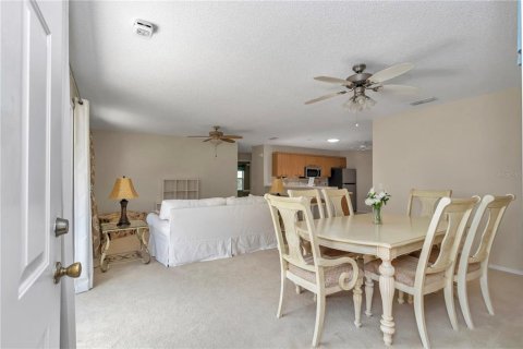 House in The Villages, Florida 2 bedrooms, 114.36 sq.m. № 1744555 - photo 6