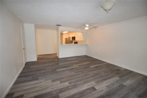 Adosado en alquiler en Leesburg, Florida, 3 dormitorios, 122.82 m2 № 2207655 - foto 4