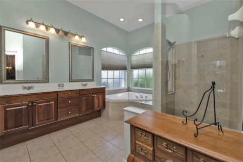 House in North Port, Florida 4 bedrooms, 239.41 sq.m. № 1560358 - photo 25