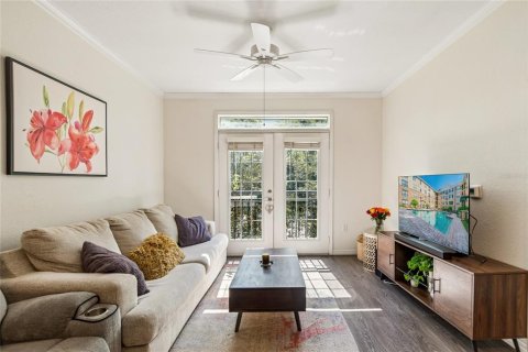 Condo in Tampa, Florida, 2 bedrooms  № 2149995 - photo 2