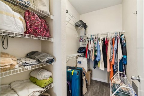 Condo in Tampa, Florida, 2 bedrooms  № 2149995 - photo 9