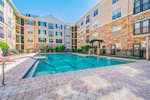 Condo in Tampa, Florida, 2 bedrooms  № 2149995 - photo 23