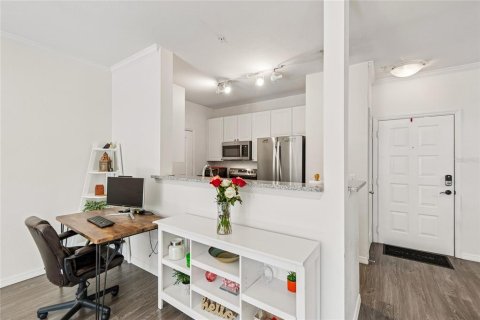 Condo in Tampa, Florida, 2 bedrooms  № 2149995 - photo 17