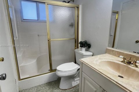 Купить кондоминиум в Майами, Флорида 1 спальня, 66.15м2, № 2090630 - фото 13