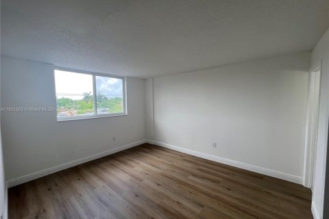 Copropriété à louer à Miami, Floride: 1 chambre, 70.61 m2 № 1807056 - photo 4