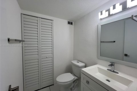 Copropriété à louer à Miami, Floride: 1 chambre, 70.61 m2 № 1807056 - photo 8