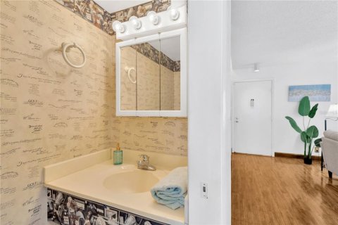 Condominio en venta en Temple Terrace, Florida, 2 dormitorios, 102.38 m2 № 1444280 - foto 10