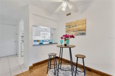 Condominio en venta en Temple Terrace, Florida, 2 dormitorios, 102.38 m2 № 1444280 - foto 8