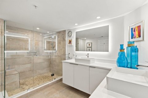 Condo in Fort Lauderdale, Florida, 2 bedrooms № 2417922 - photo 18