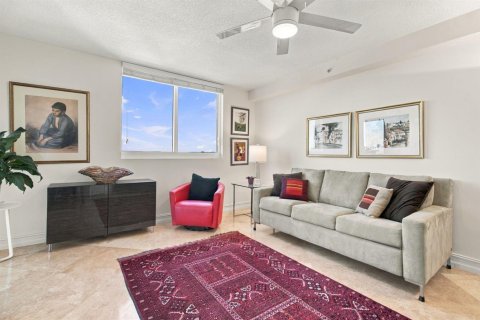 Condo in Fort Lauderdale, Florida, 2 bedrooms № 2417922 - photo 20
