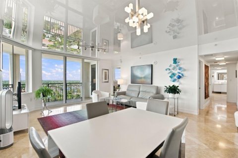Condo in Fort Lauderdale, Florida, 2 bedrooms № 2417922 - photo 9