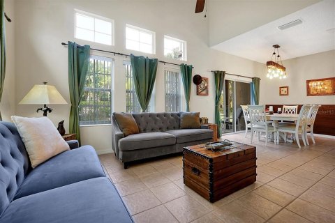 Townhouse in Kissimmee, Florida 4 bedrooms, 152.82 sq.m. № 1616230 - photo 6