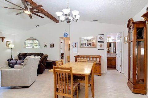 House in Orange City, Florida 2 bedrooms, 141.58 sq.m. № 2421890 - photo 13