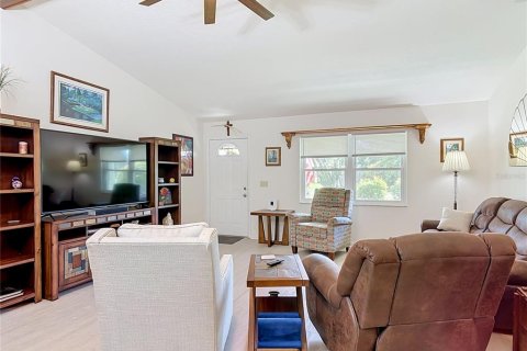 House in Orange City, Florida 2 bedrooms, 141.58 sq.m. № 2421890 - photo 5