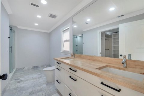 Купить виллу или дом в Уиндермир, Флорида 11 комнат, 244.89м2, № 2098190 - фото 27