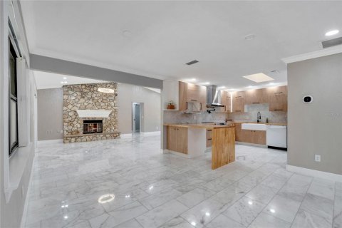 Купить виллу или дом в Уиндермир, Флорида 11 комнат, 244.89м2, № 2098190 - фото 21