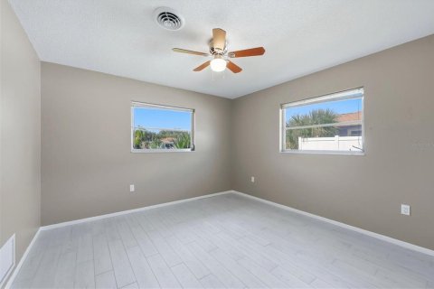 Villa ou maison à vendre à Englewood, Floride: 3 chambres, 157.1 m2 № 2408088 - photo 27