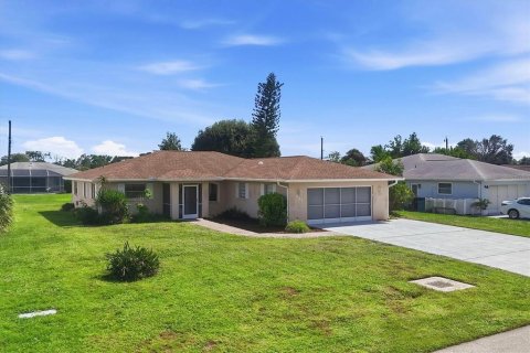Villa ou maison à vendre à Englewood, Floride: 3 chambres, 157.1 m2 № 2408088 - photo 4