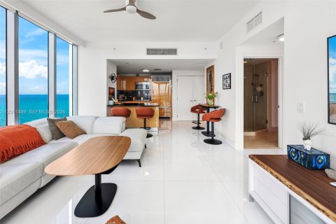 Copropriété à vendre à Miami Beach, Floride: 1 chambre, 76.18 m2 № 2075264 - photo 12