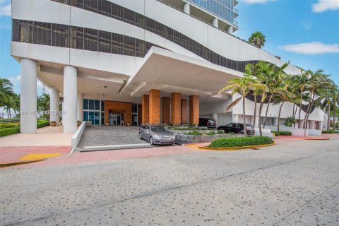 Copropriété à vendre à Miami Beach, Floride: 1 chambre, 76.18 m2 № 2075264 - photo 29