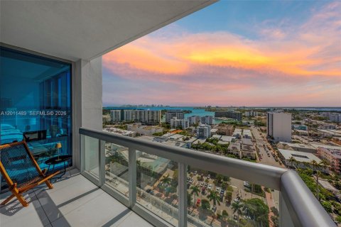 Copropriété à vendre à Miami Beach, Floride: 1 chambre, 76.18 m2 № 2075264 - photo 3
