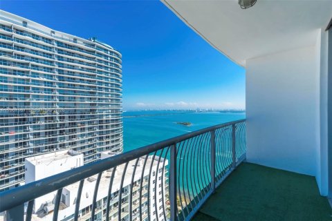 Condo in Miami, Florida  № 2244428 - photo 2