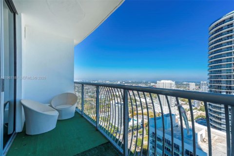 Condo in Miami, Florida  № 2244428 - photo 20