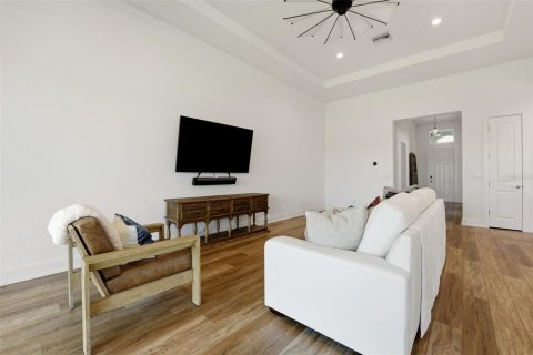House in Lakewood Ranch, Florida 3 bedrooms, 212.93 sq.m. № 2238353 - photo 18