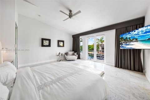 Villa ou maison à vendre à Coral Gables, Floride: 3 chambres, 361.02 m2 № 2085375 - photo 21