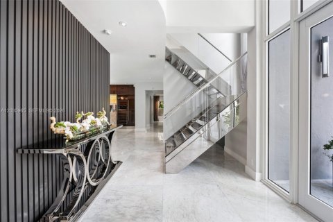 Villa ou maison à vendre à Coral Gables, Floride: 3 chambres, 361.02 m2 № 2085375 - photo 7