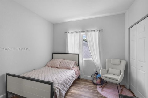 Villa ou maison à vendre à Fort Lauderdale, Floride: 4 chambres, 169.27 m2 № 2265864 - photo 21